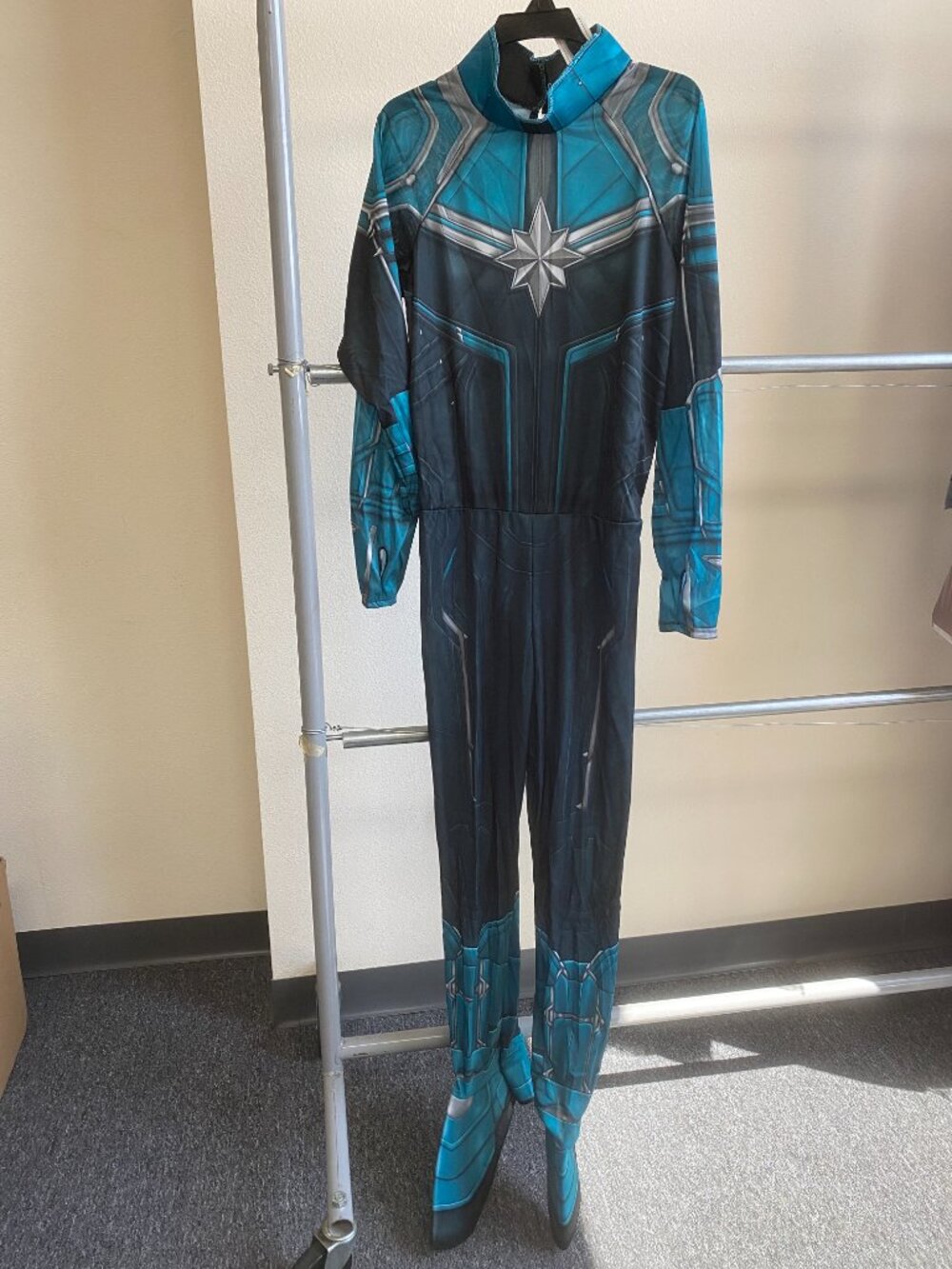 Captain Marvel Kree Suit Child Costume (Large) - Picture 2 of 7
